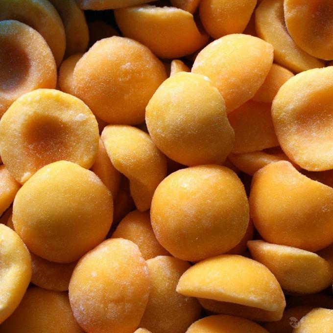 IQF org&aacute;nico melocot&oacute;n amarillo mitad Frutas congeladas sabor dulce a granel envasado Pulpa de agua en conserva cubos enteros Dietas mitad Disponible 0