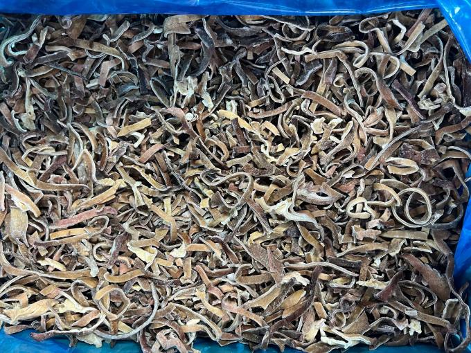 Sinocharm Nueva Temporada BRC con certificaci&oacute;n W 4-6mm Setas Frescas Congeladas IQF Tiras de Hongo Negro 2