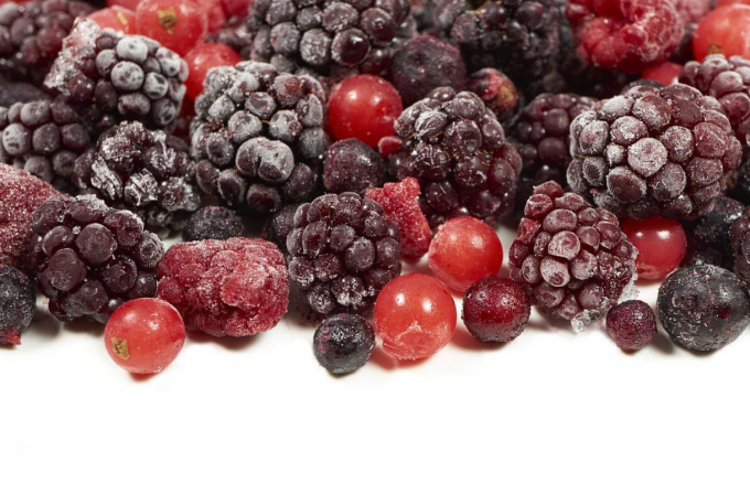 Mezcla de bayas mixtas congeladas IQF frescas: mora, fresa, frambuesa, ar&aacute;ndano, al estilo de las bayas de mora y fresa 1